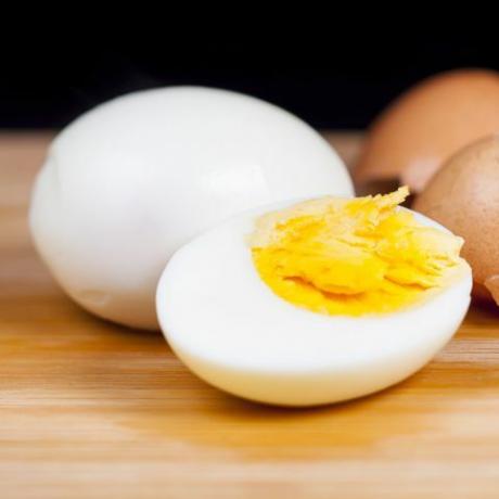 Тврдо кухана јаја