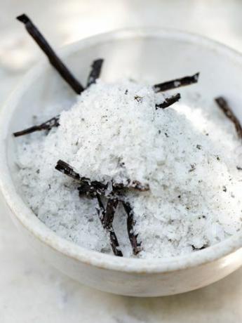 Набавите рецепт: Како направити сол од ванилије у пасуљима