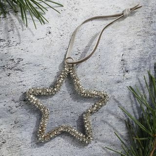 Божићна декорација звезда од перли